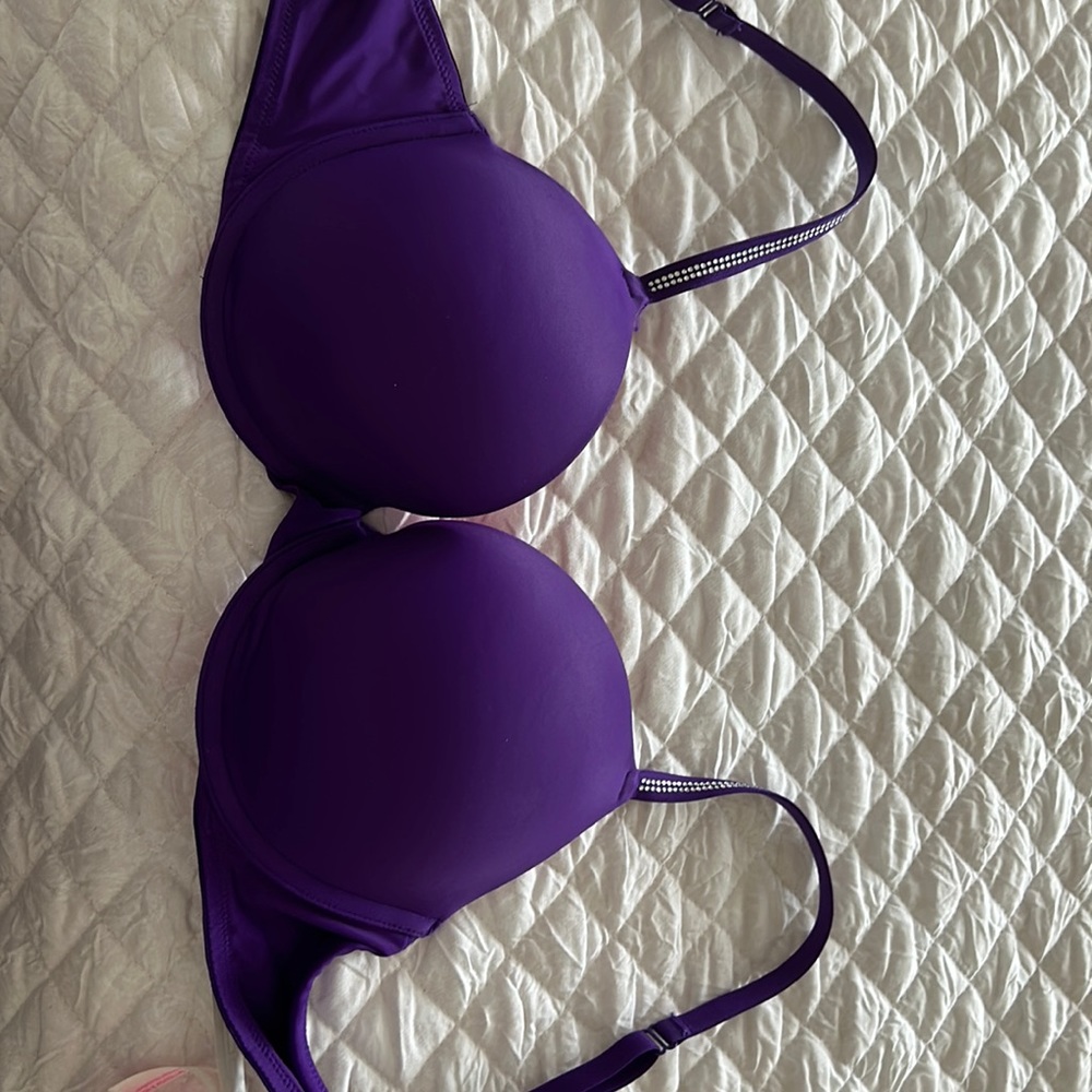 Victoria’s Secret bra